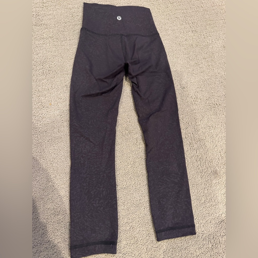Lululemon Wunder Train Floral Leggings Size 0 - 20.5” Inseam - Picture 4 of 5